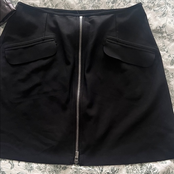 Athleta Dresses & Skirts - Athleta Black Mini Skirt with Front Zipper